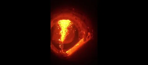 Sintering-kiln flame during Bajaj Mullite 60 production